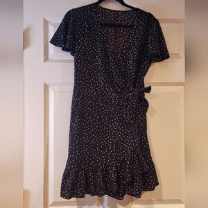Black and white polka dot side tie short sleeve dress M